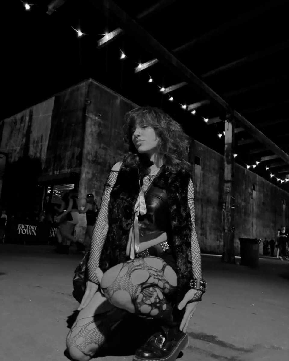 𝓕icha 𝓞n ⸻ : 

✧    ⸻   avery morgan lestranve &amp; <a href="/fableistrue/">͏ ͏ؘ</a>.    ⸙
 
𝒊dade: 23 anos.
𝒑ronomes: elu/dele.
𝒈ênero: gênero-fluido.
𝒔exualidade: bissexual.
𝒐cupação:  famoso.