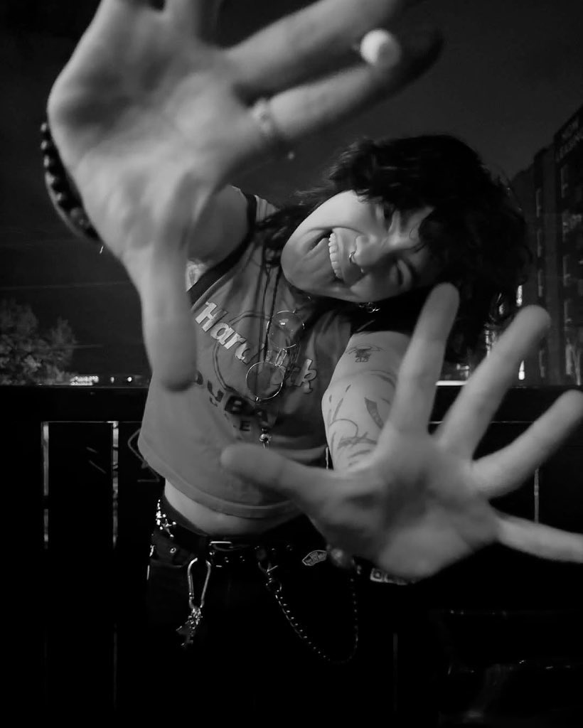 𝓕icha 𝓞n ⸻ : 

✧    ⸻   bartemius crouch jr &amp; <a href="/hellabuve/">͏ ͏ؘ</a>.    ⸙
 
𝒊dade: 20 anos.
𝒑ronomes: ele/dele.
𝒈ênero: transmasc.
𝒔exualidade: gay.
𝒐cupação: corredor.