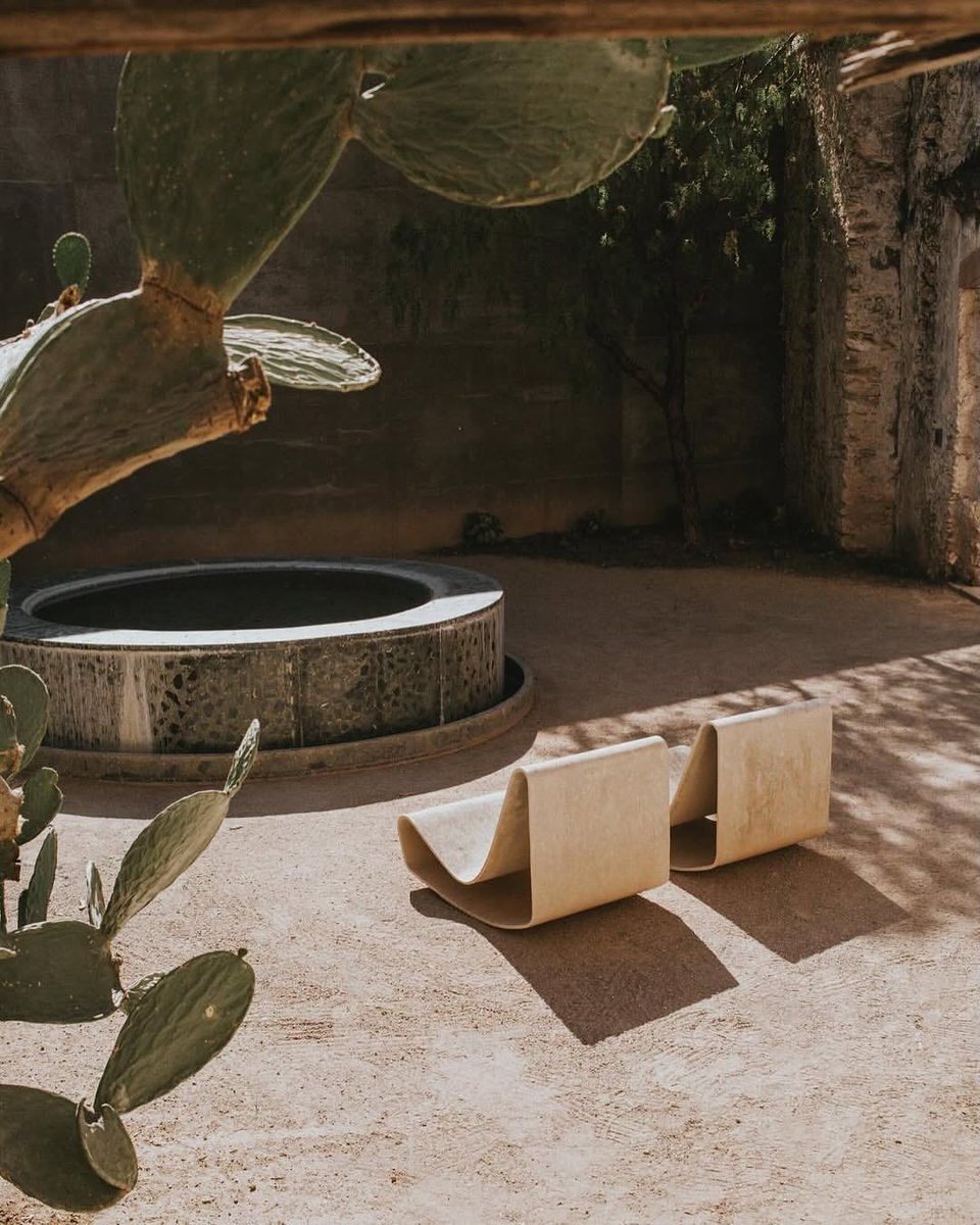 hutdesigns's tweet photo. Casa Bernal designed by Emmanuel Picault https://t.co/HSae1n6W9p