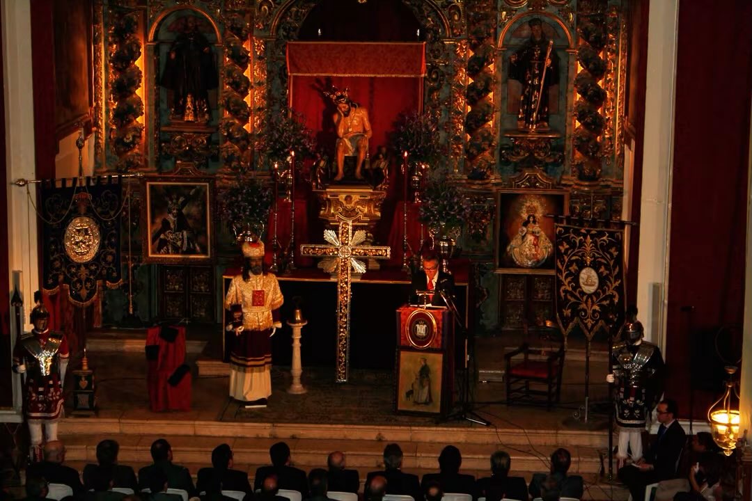 franpermar's tweet photo. De todas las cosas que nos hacen felices, la Semana Santa es la mejor porque nos hace felices a todos a la vez. https://t.co/8NFT49IT2A