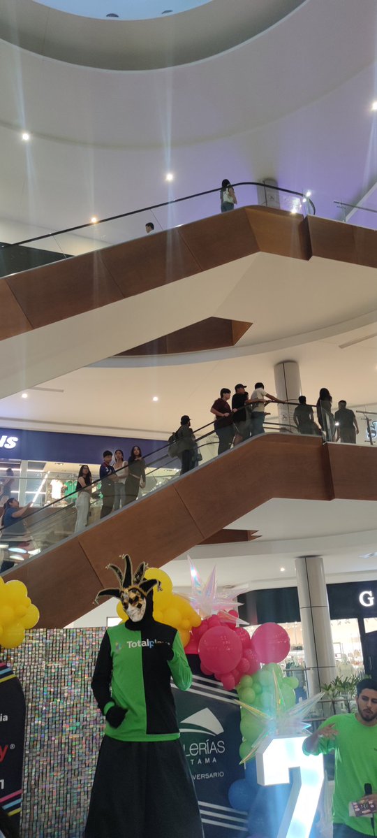 Hellboy&Hellgirl tweet media