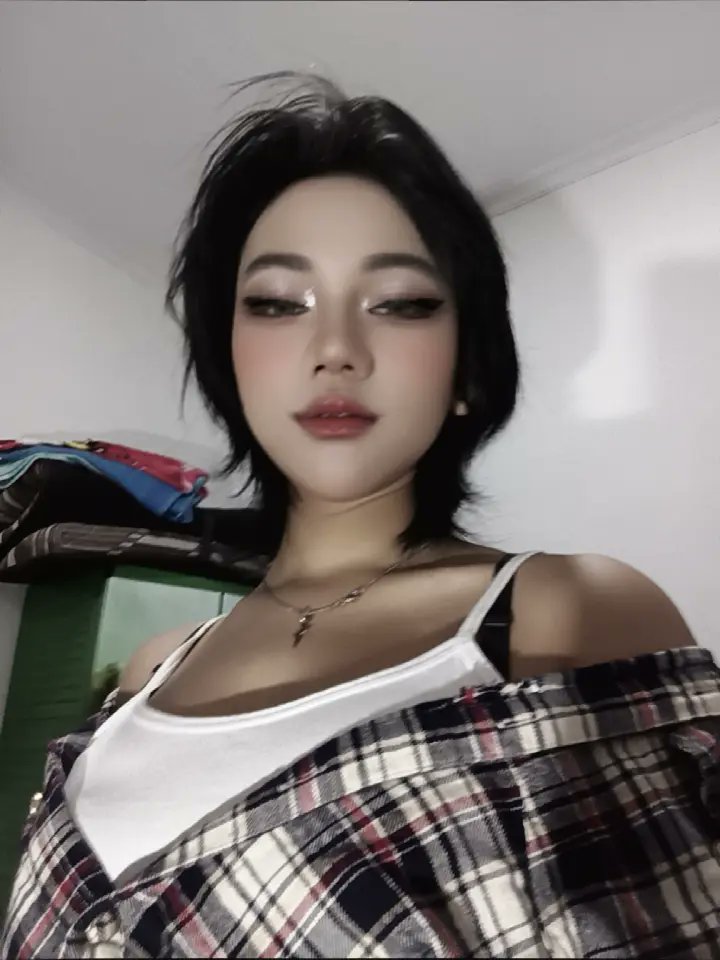 lee lynn⛓️ tweet media