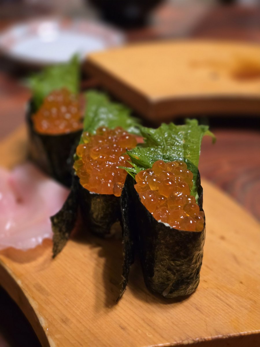 がーすー tweet media