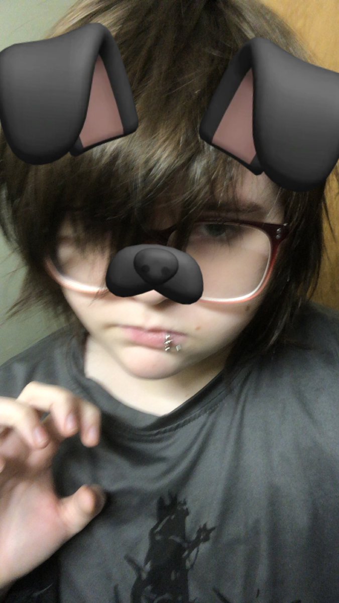 ꒦꒷ val tweet media