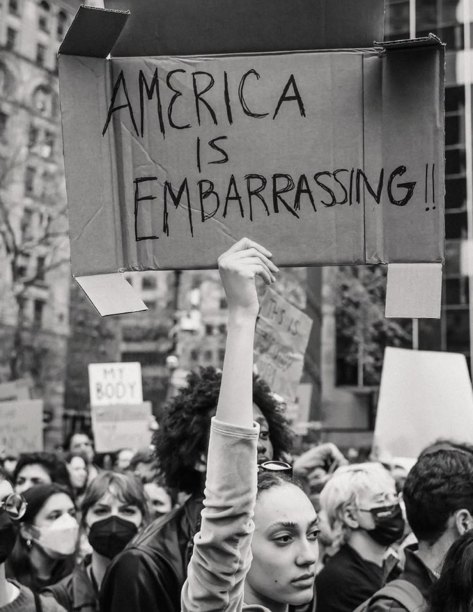 Antifa_Ultras tweet media