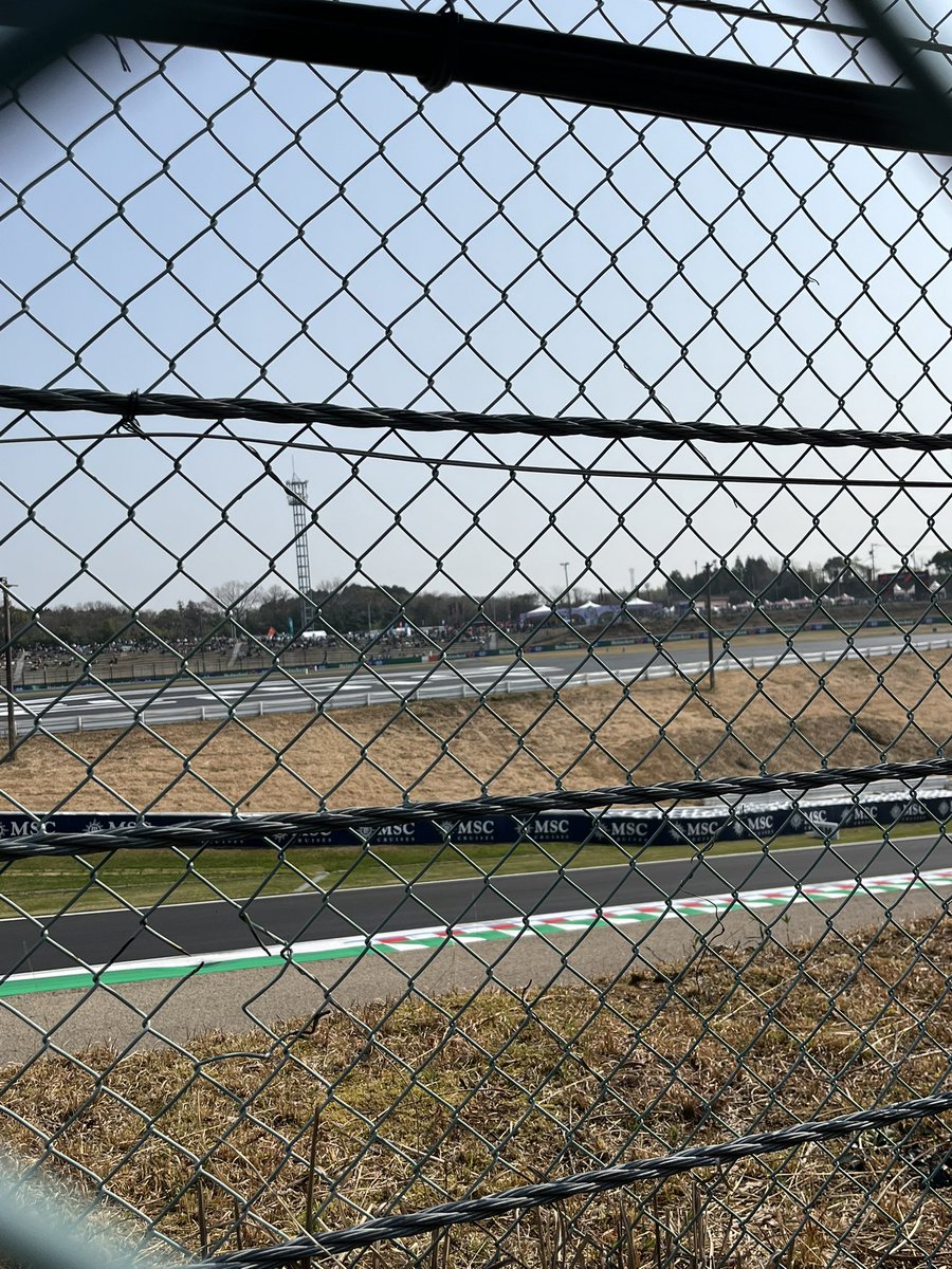 たかりゅー tweet media