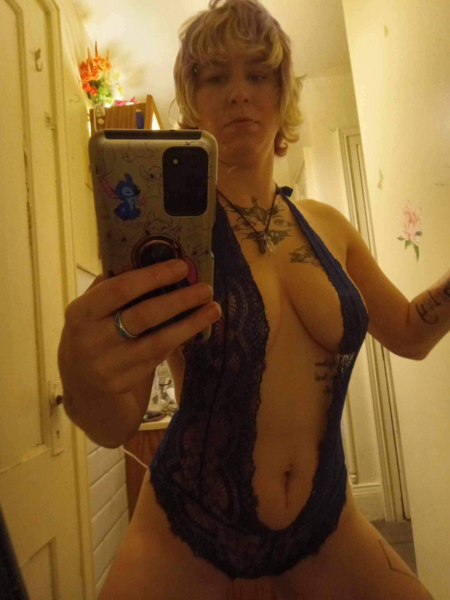 bigbear666's tweet photo. Come help support Harley. She’s looking to get new sexy outfits. If you’re the lucky one you get first look. https://t.co/GsJH6QhGOp. #onlyfans #lingerie #nsfw https://t.co/hoVEYGVhrE