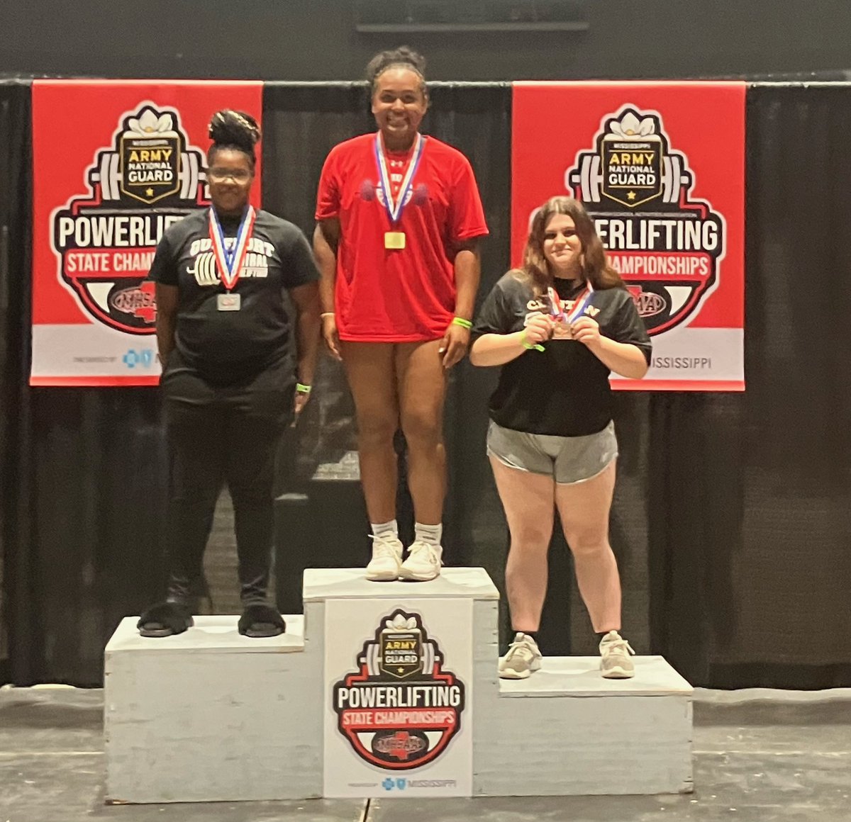 TheBurgSB's tweet photo. RING HER!💍🏆🥇

Tianna claims the 7A Girls, 198 Weight Class, State Championship! 

She also was named to the Elite 12, which classifies her as the strongest 198 Lifter in the ENTIRE State of MS, of all Classifications! https://t.co/oRuCsvOw5X