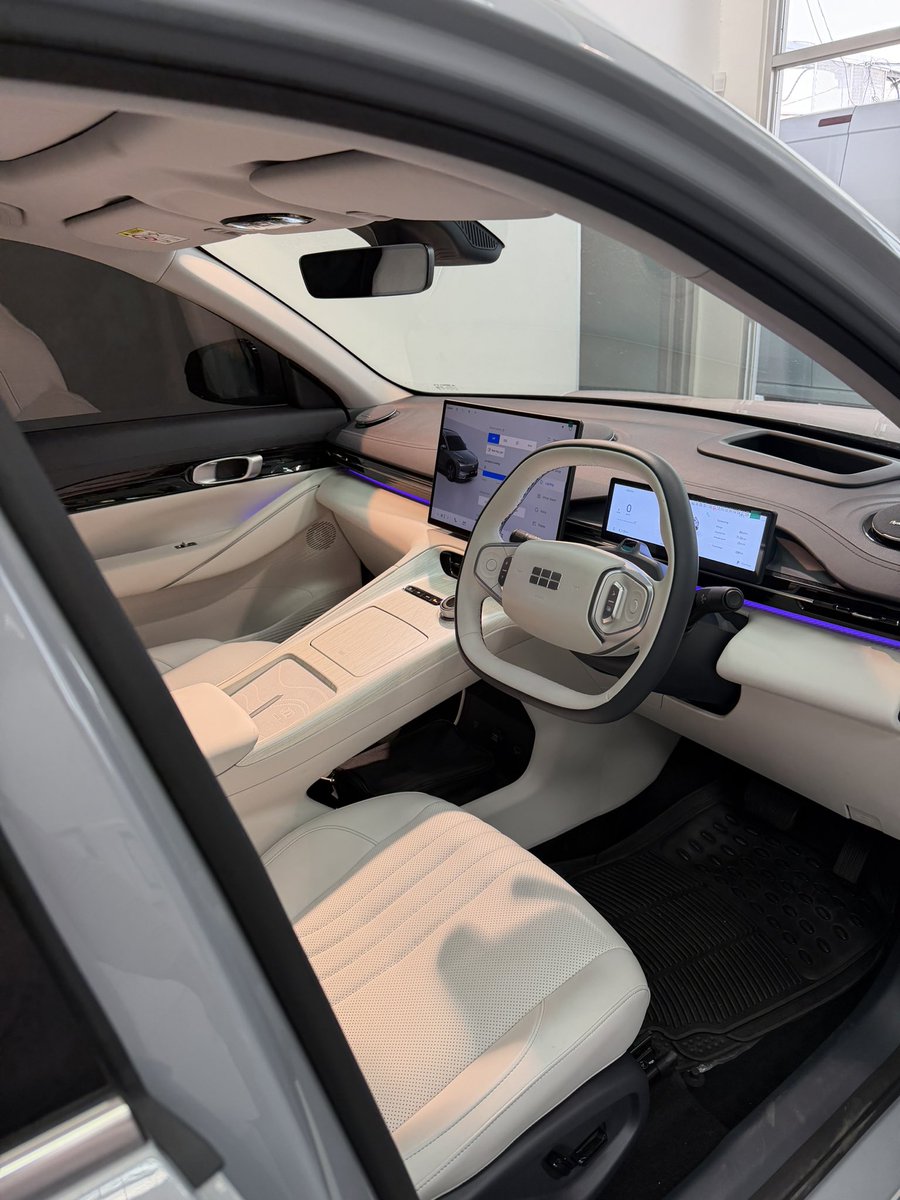 Simon Johnson tweet media