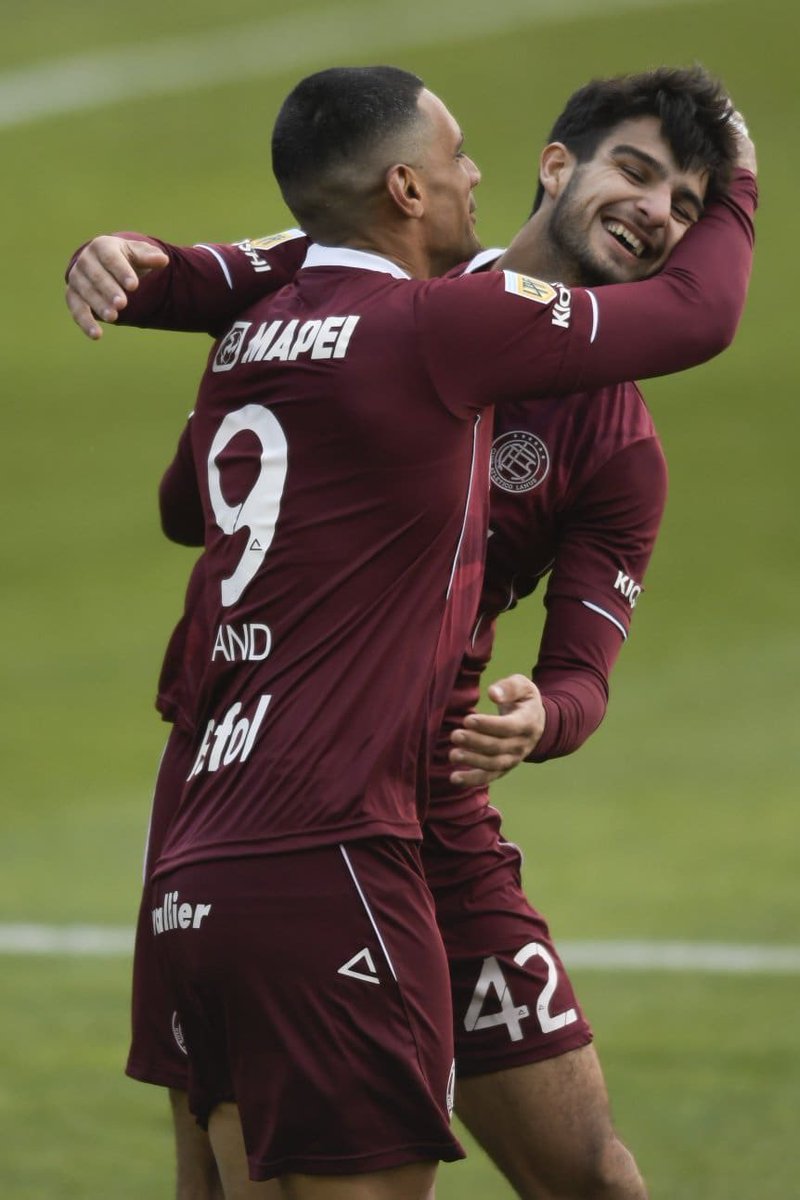 Nicolás tweet media