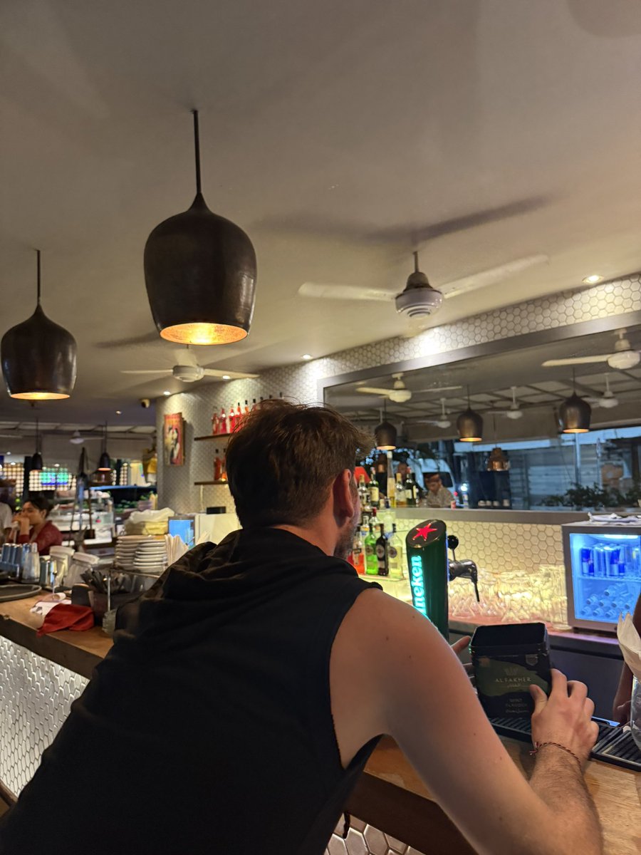 Botslim29 tweet media