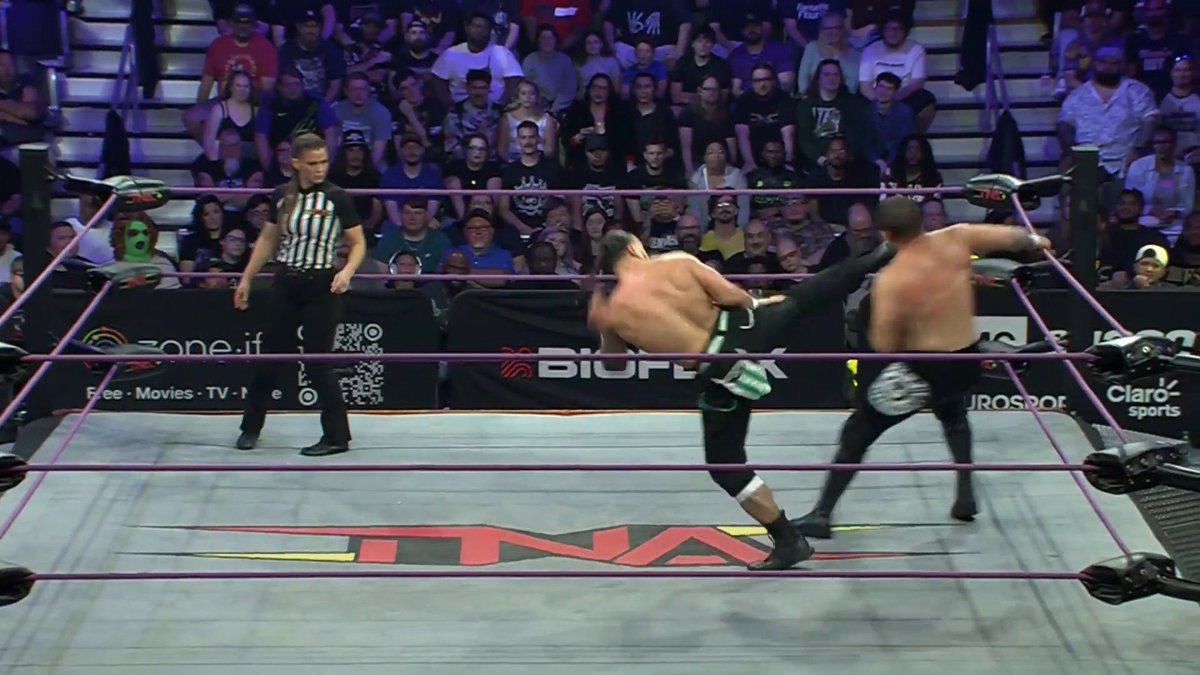 WHITE MXSK - W.M. tweet media