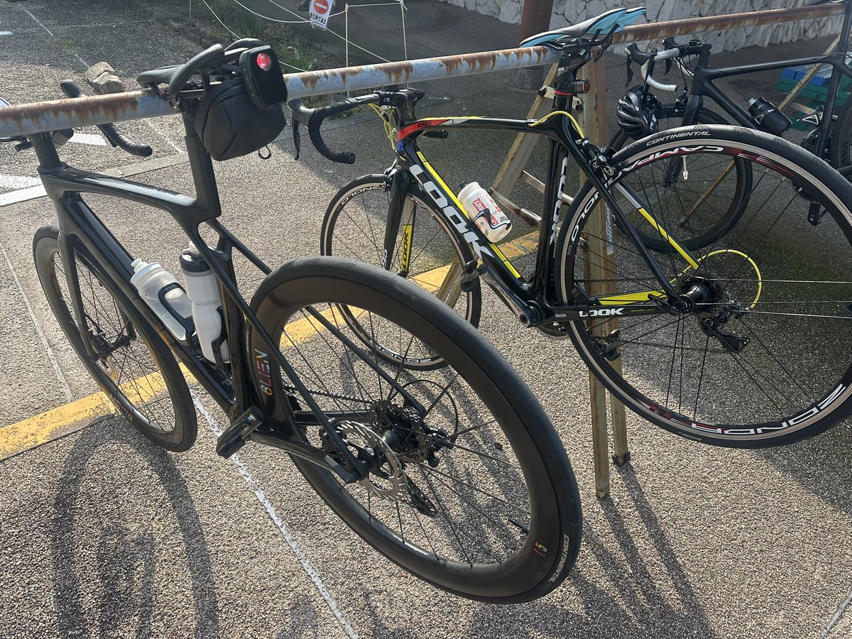 ジークン tweet media