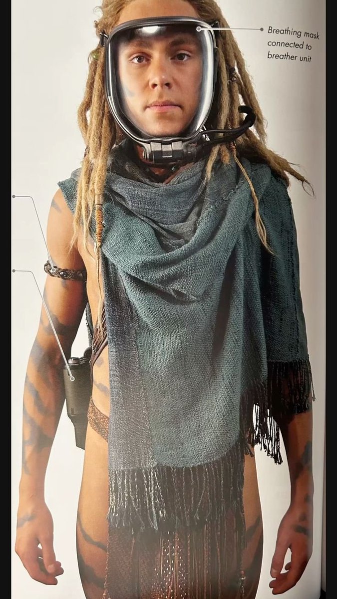 IaorTsireeey3's tweet photo. Lets ignore how stupid goober he looks in this picture and lets appreciate his cute blue poncho https://t.co/RRMJhj2PBe
