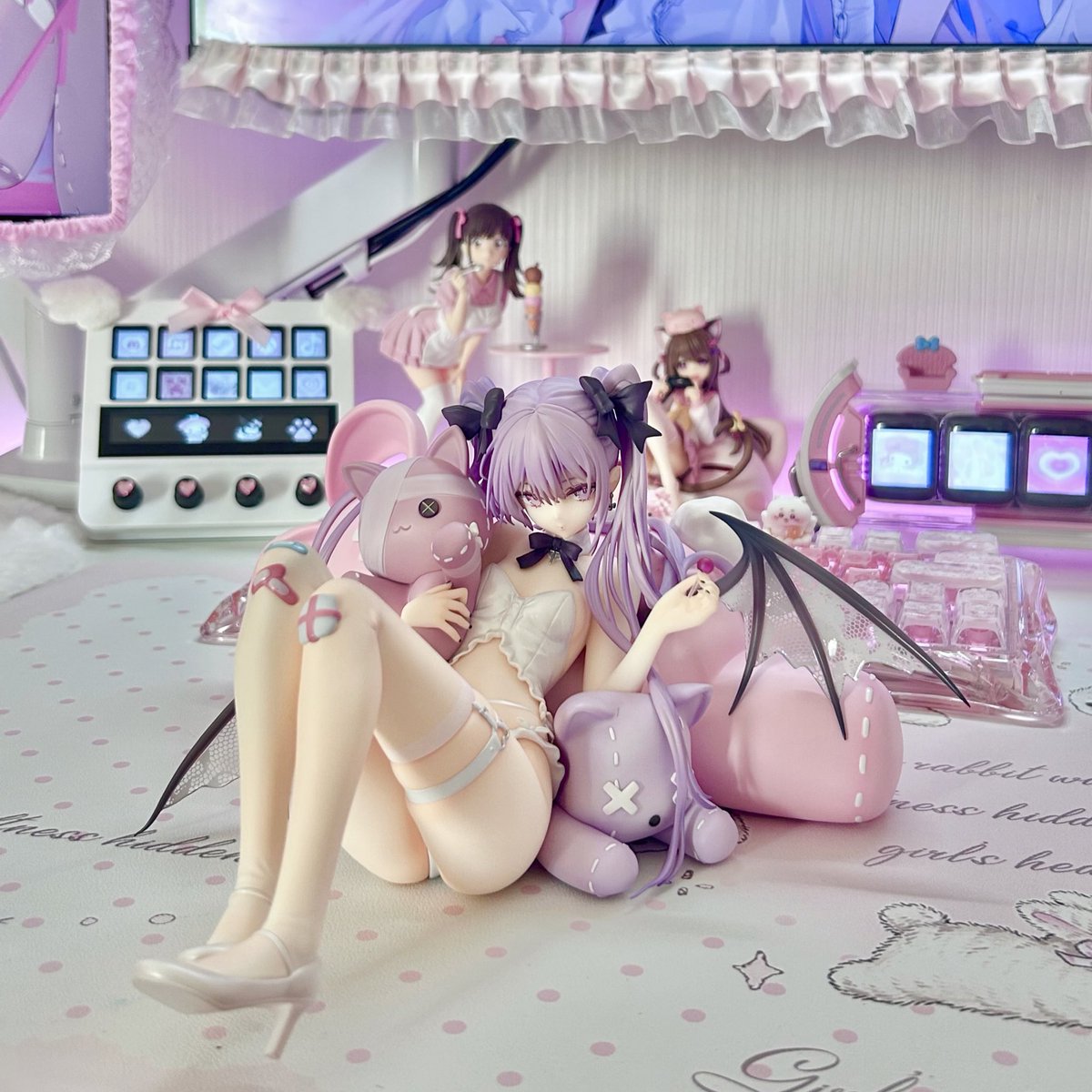 ⠀⢀⠤⠤⣀ ⠀⡠ ⠉⠉⡀
⠀⡅⠀   ⠤⠉⢱⠤ ⠀  ⡅⠀
⠀⠸⡀⠀⡠⠃⠈⠒⠤⠐ #figure #rurudo ♡⃟