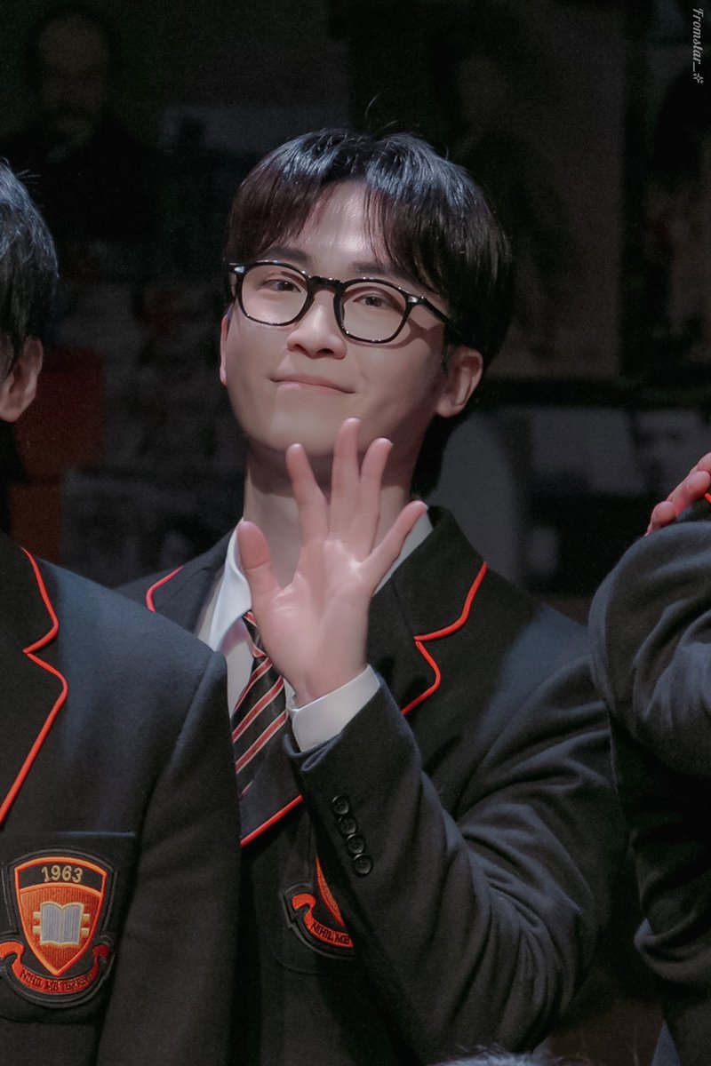 𝑺𝑻𝑨𝑹✨ tweet media