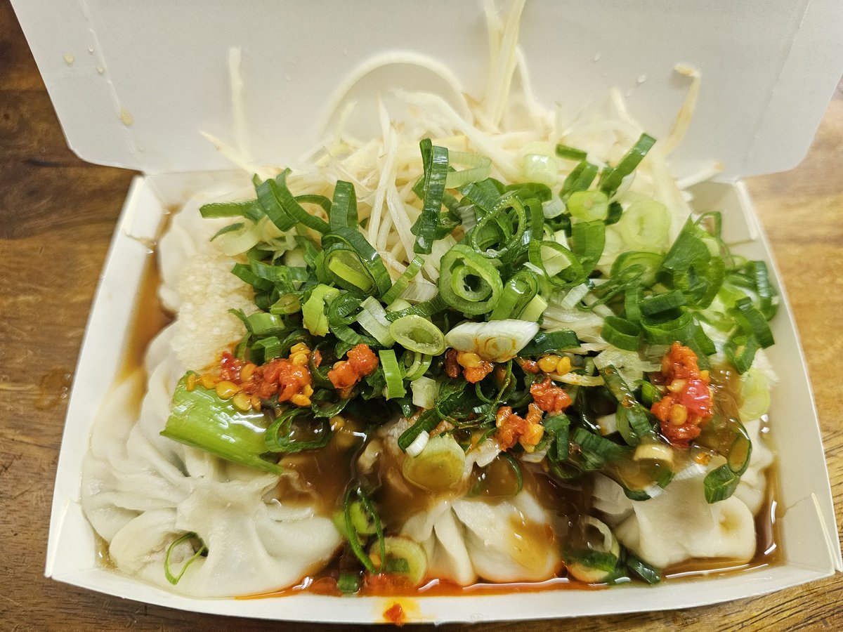 sunny 🍷🍹🍸 tweet media