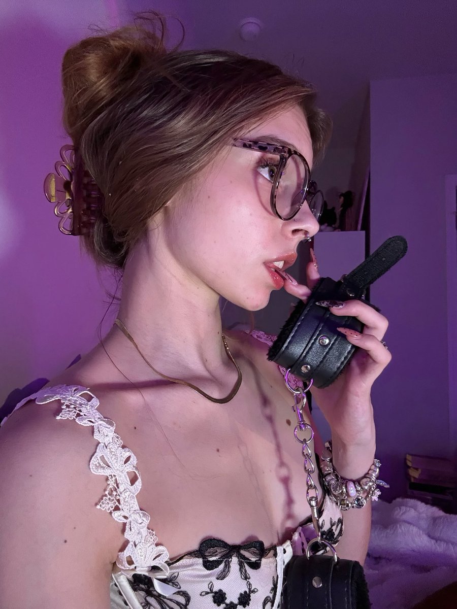 𝒄𝒐𝒖𝒓𝒕𝒏𝒆𝒚 ୨୧⋆。˚ ⋆ tweet media