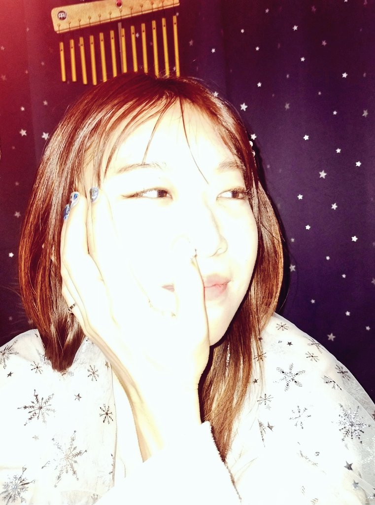 NAOE_one's tweet photo. 『幸せ.💗』
#portrait #picture #selfie #Happy.🎵
NAOE.🌹#Japan.🇯🇵
「2026.2.26」Spring.🌸 https://t.co/rrFdYSiNlC