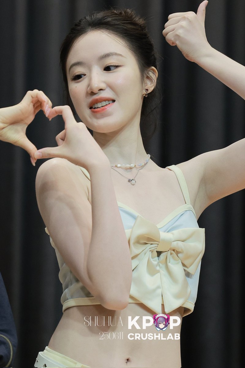 KpopCrushLab tweet media