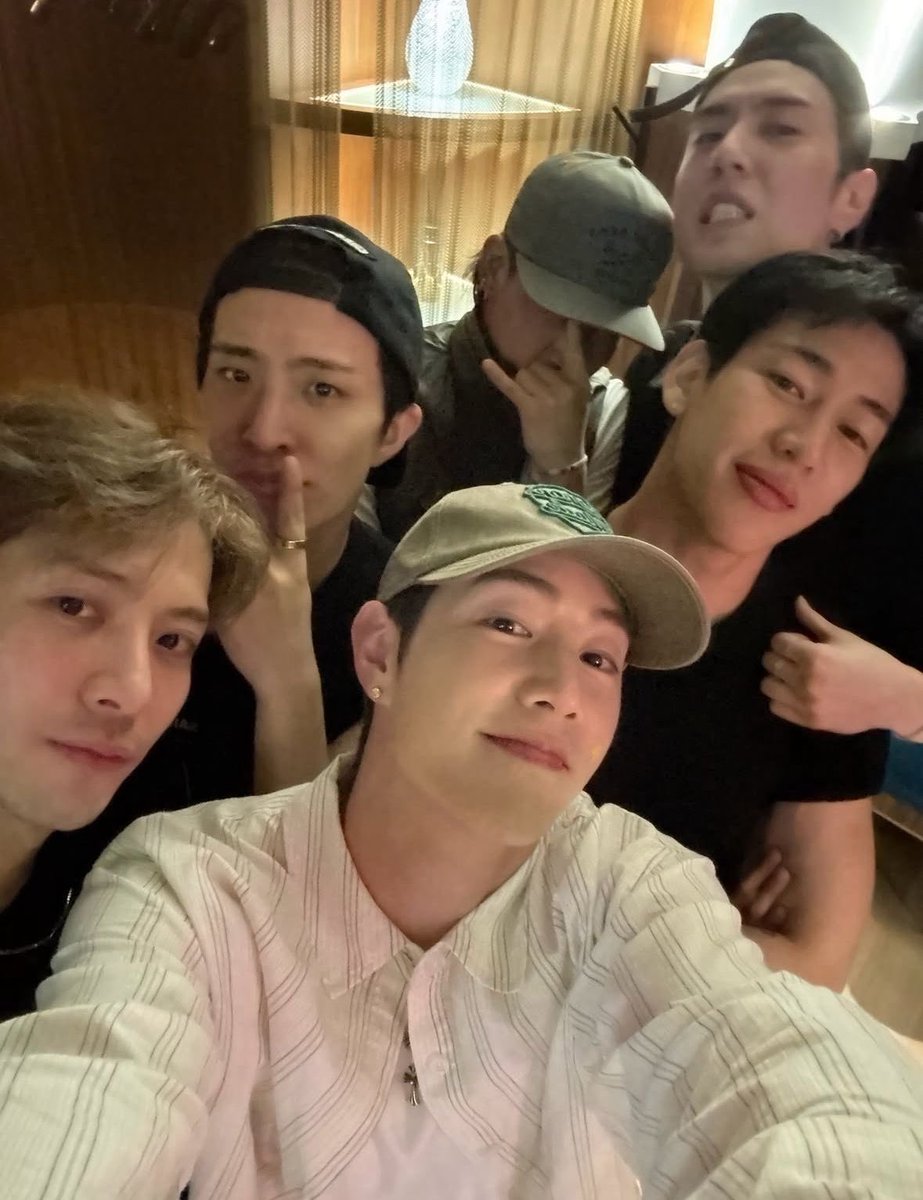 sky⁹𑁤 | PJY2 🇰🇼 tweet media