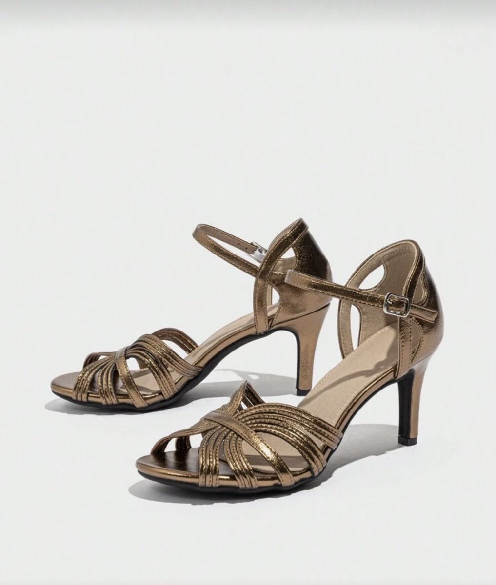 شغَف tweet media