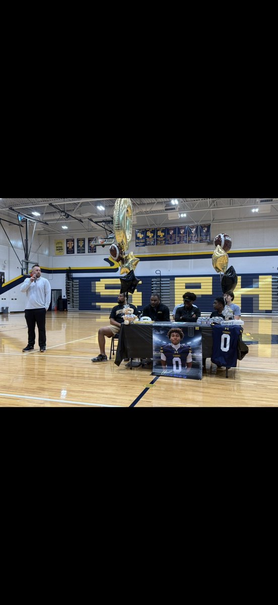 Robert Brown tweet media