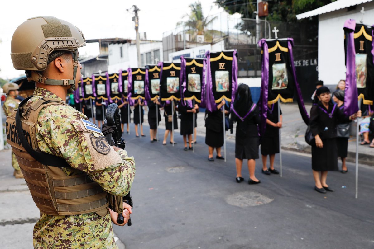FUERZA ARMADA tweet media