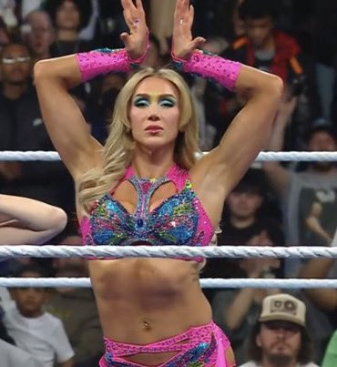 𝙊𝙣𝙞𝙠𝙖𝘽𝙖𝙣𝙠𝙯 tweet media