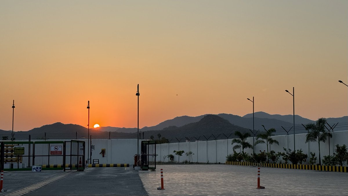 arvinth (@yellowapple64) on Twitter photo 