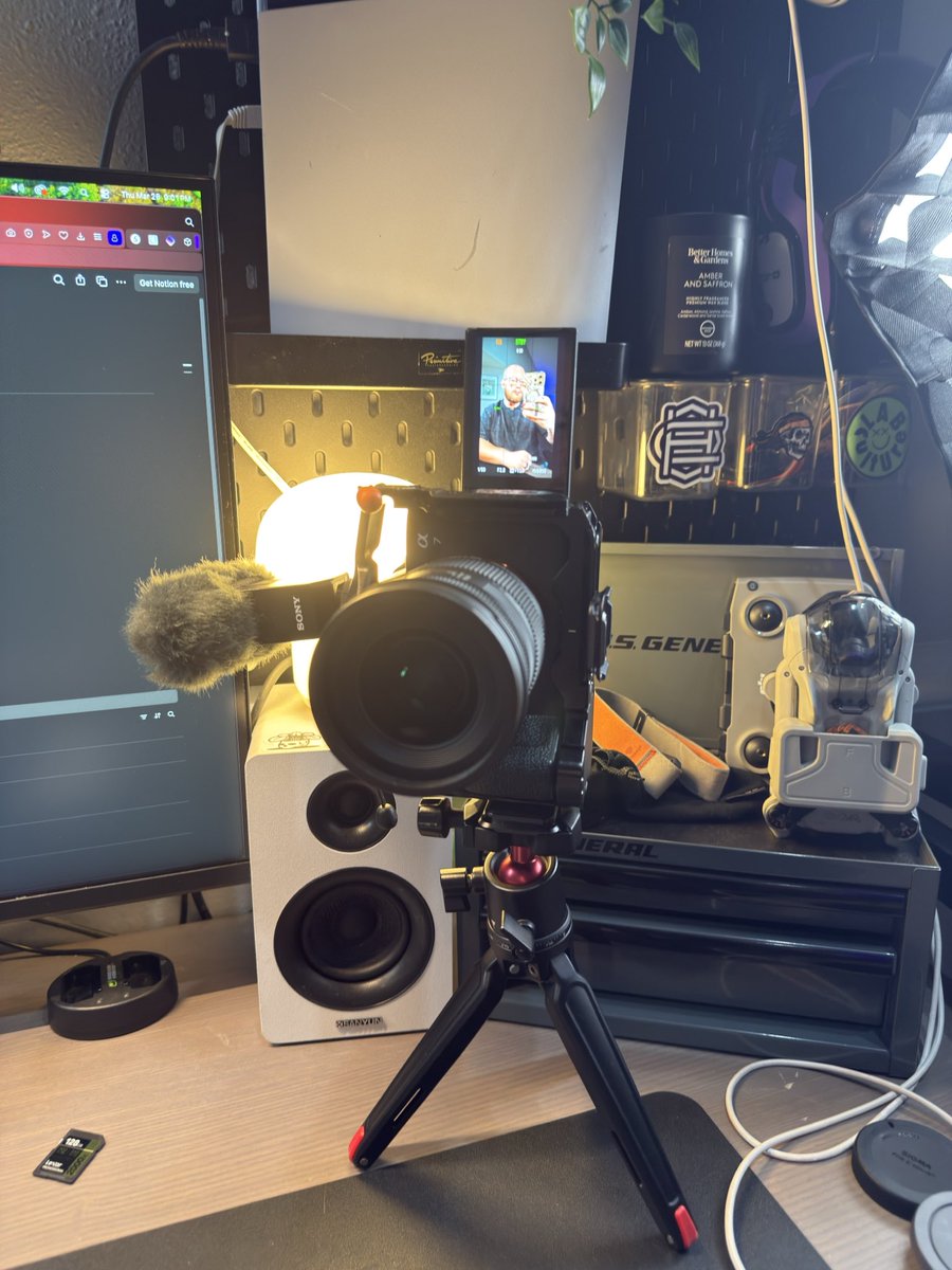 BradCxptures📸 tweet media