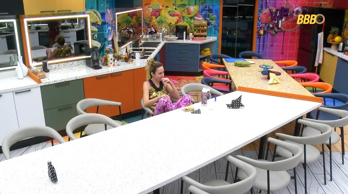 Central Reality tweet media