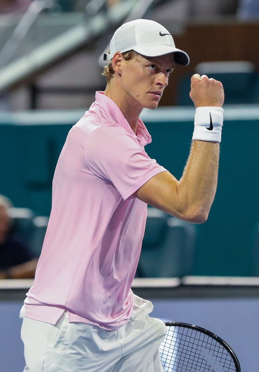 GeorgeSpalluto's tweet photo. 32 SET VINTI CONSECUTIVI nei Masters 1000

16 vittorie consecutive nei Masters 1000.

7^ VITTORIA DI FILA con ZVEREV!

26 TIEBREAK VINTI negli ultimi 30!

#Sinner https://t.co/dqFnm1kIuP