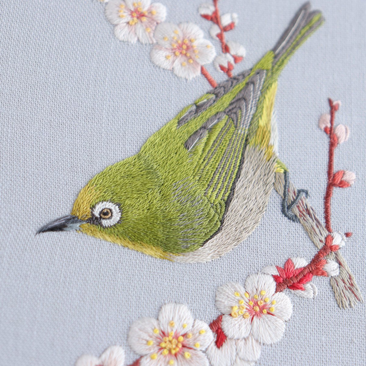 羽と糸＊鳥の刺繍作家＊ tweet media