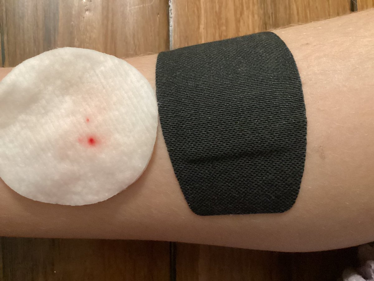 four ,,shedtwt tweet media