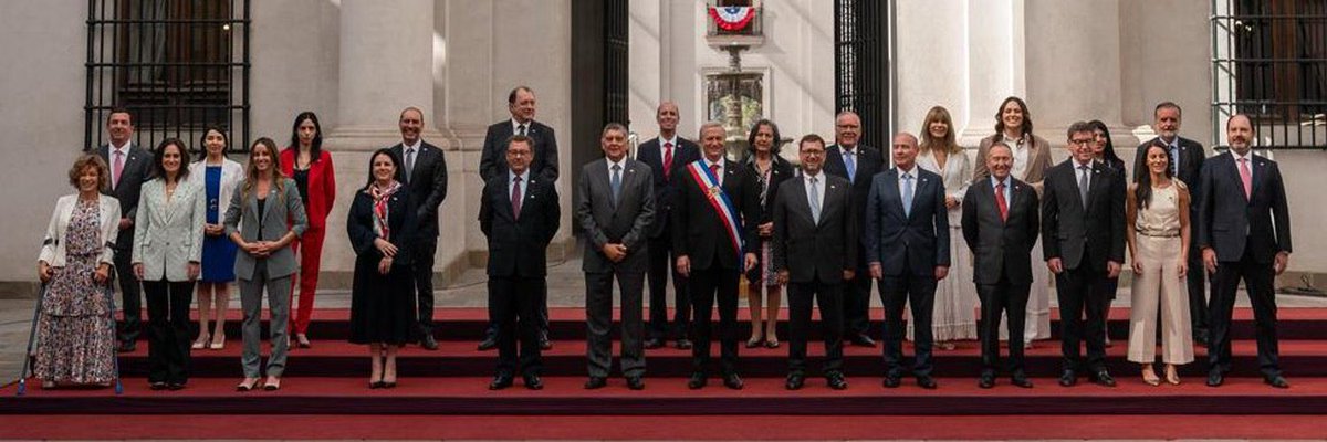 CiudadanZero's tweet photo. 💯información  🇨🇱

Nueva cuenta OFICIAL, de nuestro Presidente:

👌@PresidenteKast , y  
👌👌@Oficina_Pdte son CUENTAS OFICIALES.

Los invitamos a seguirlas 👌

#laizquierdaestadesesperada
#KastChileEstáContigo

RT 🙏 y compartir información https://t.co/msSexfLyim
