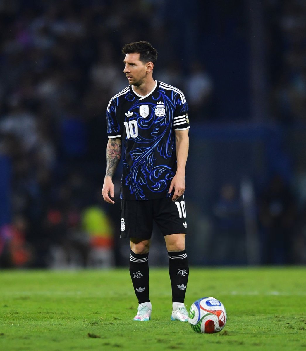 MessiPlusX tweet media