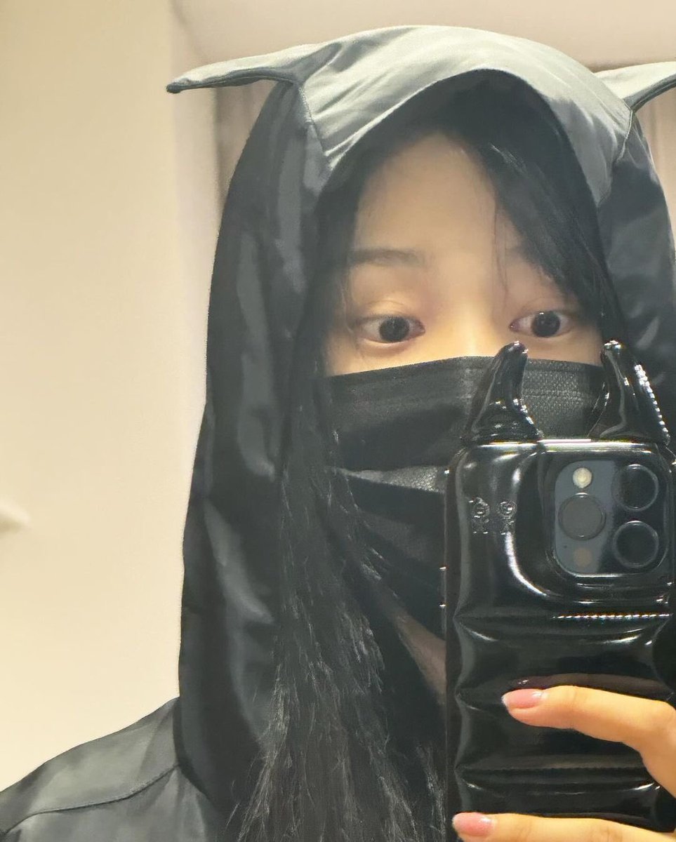 GiselleMuseum tweet media