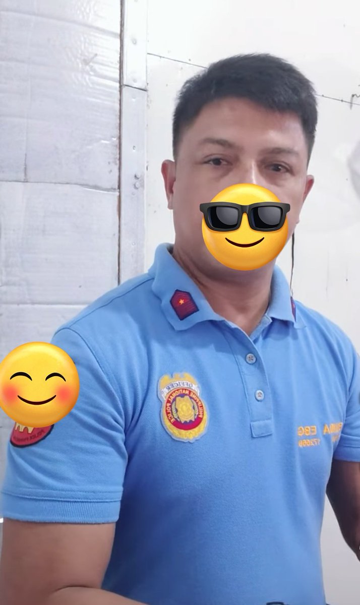 👮‍♂️Commander👮‍♂️ tweet media