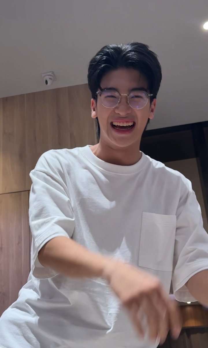 puppyboiiii tweet media