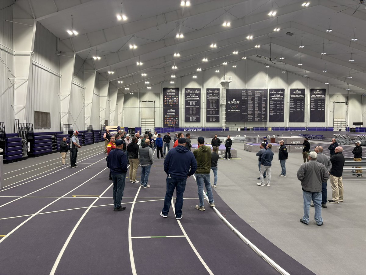 KIAAAks's tweet photo. Track and volleyball highlights of the K-State facilities. https://t.co/s2xORtNEqU