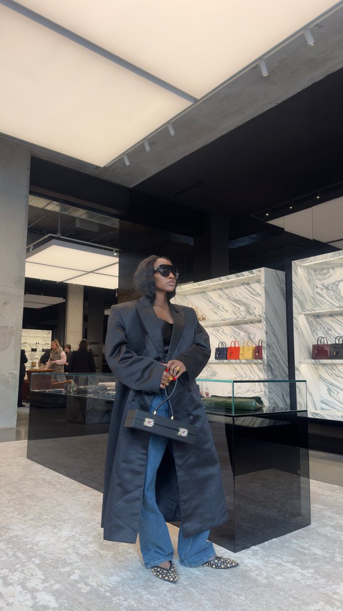 AshForde 🇬🇾🇧🇧 tweet media