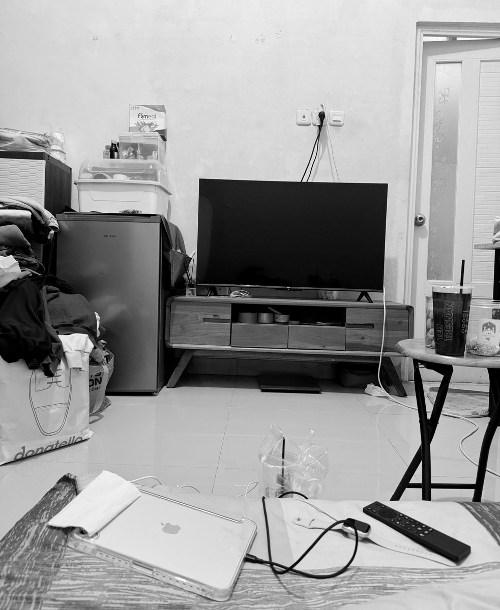 sachysach tweet media