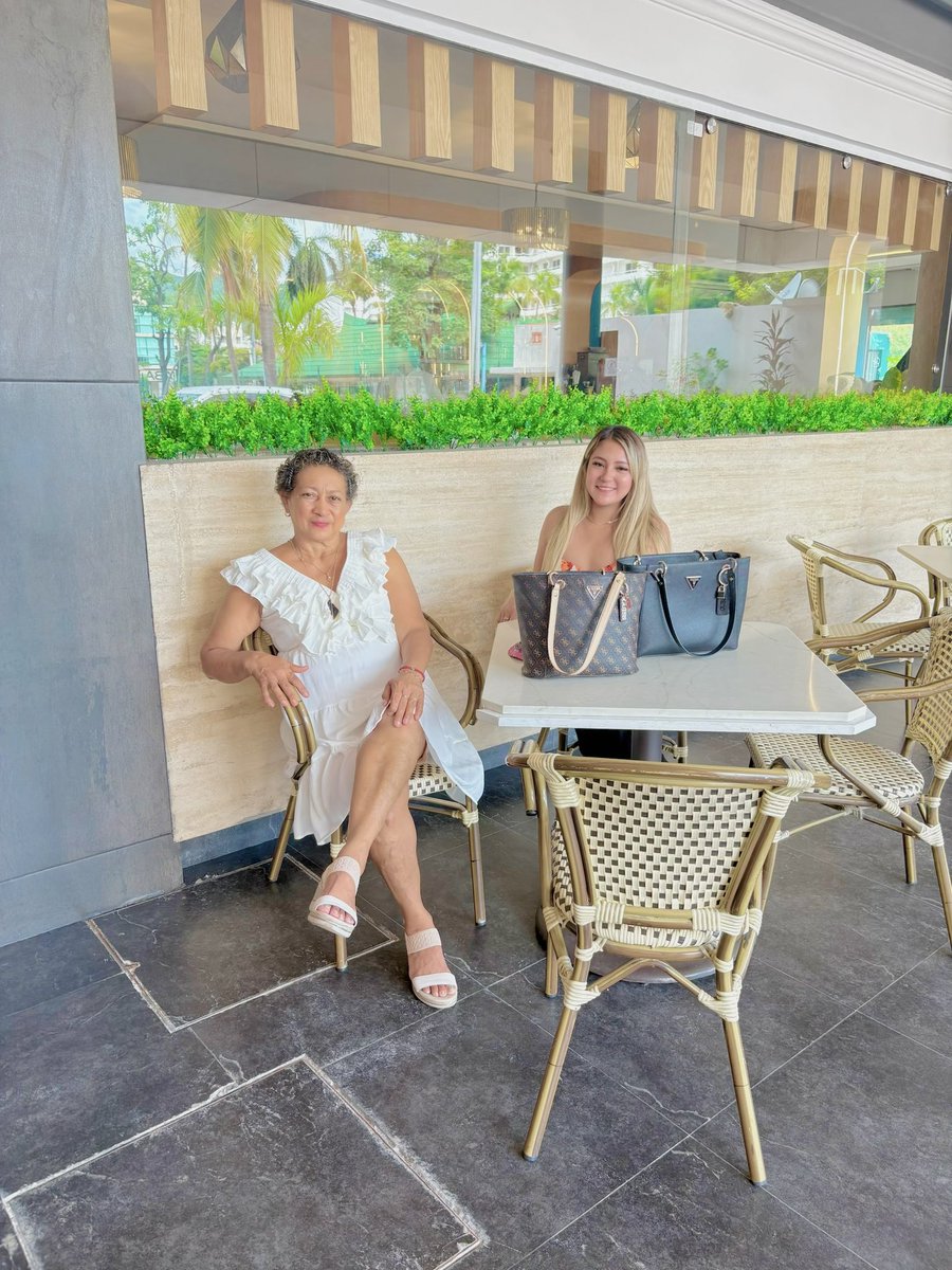 Caro🪗 tweet media