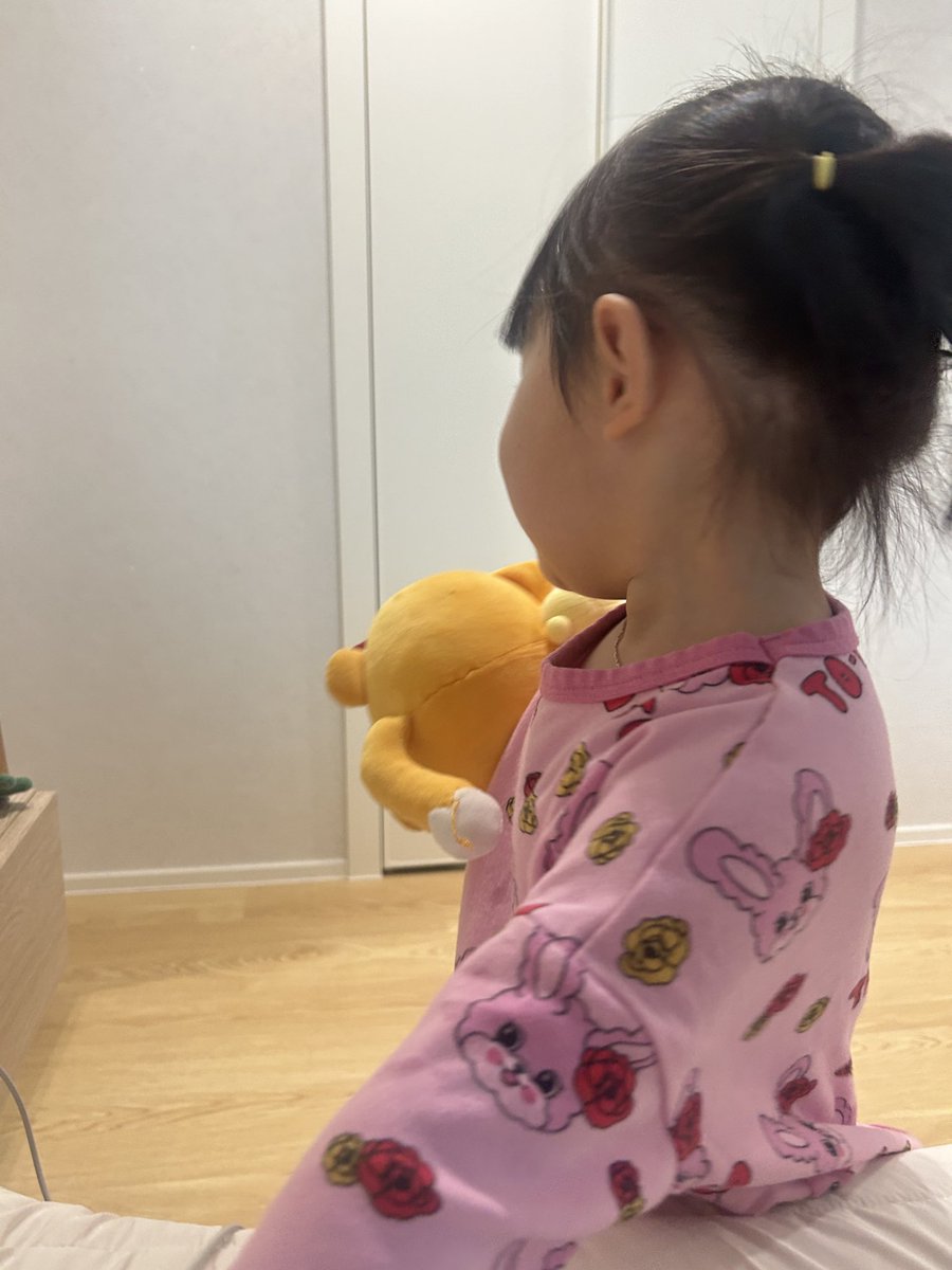 코크니 tweet media