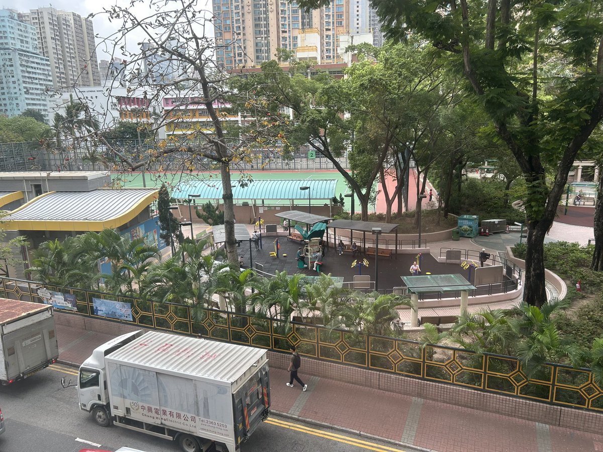 ゆーまる tweet media