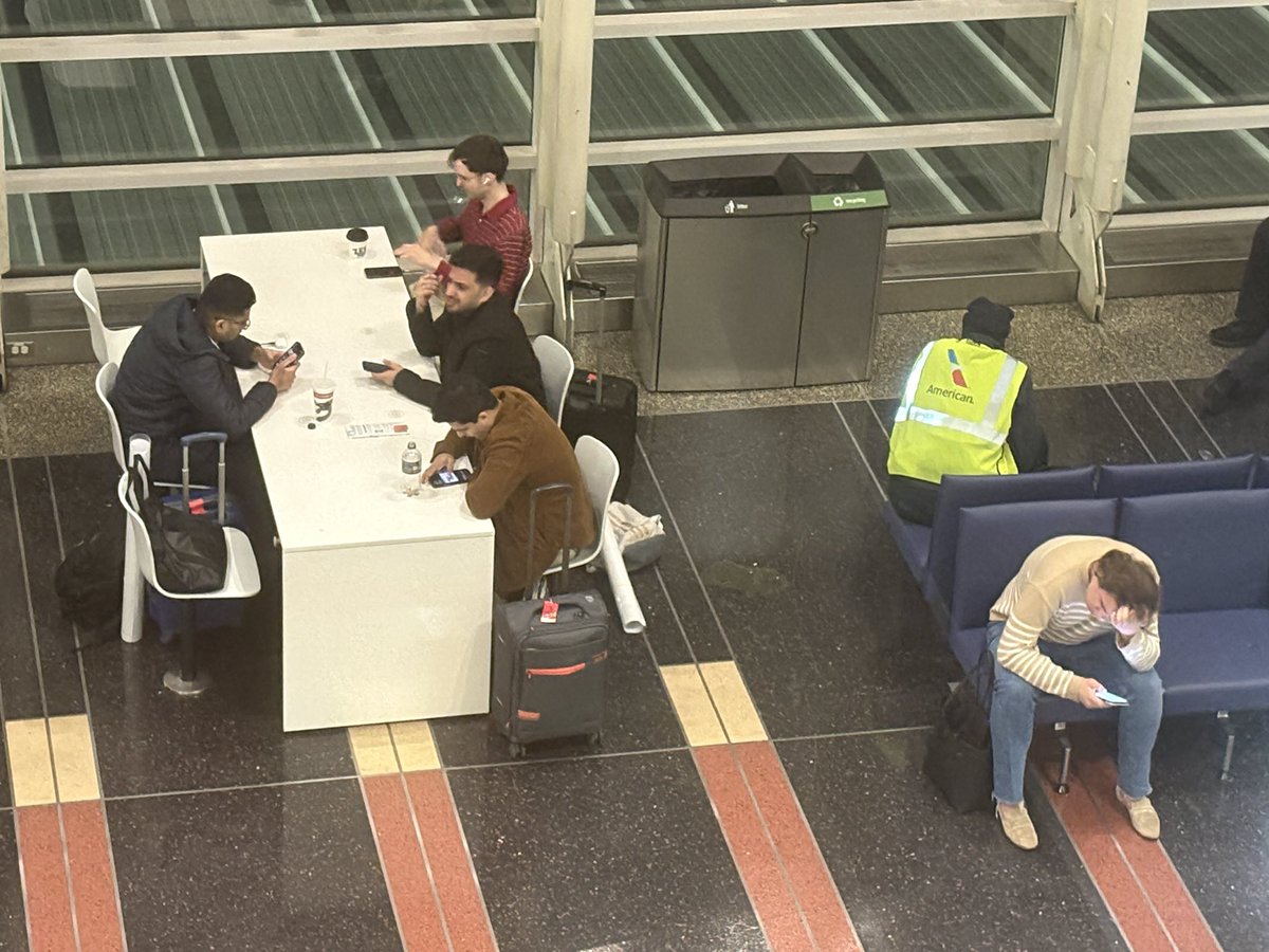 Tom Roussey tweet media