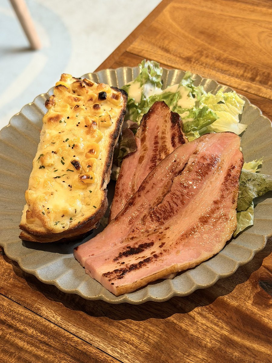 dq10_yuro's tweet photo. モーニングしてきた
パンケーキうまし😋
#EDW https://t.co/tyuFPaySwB