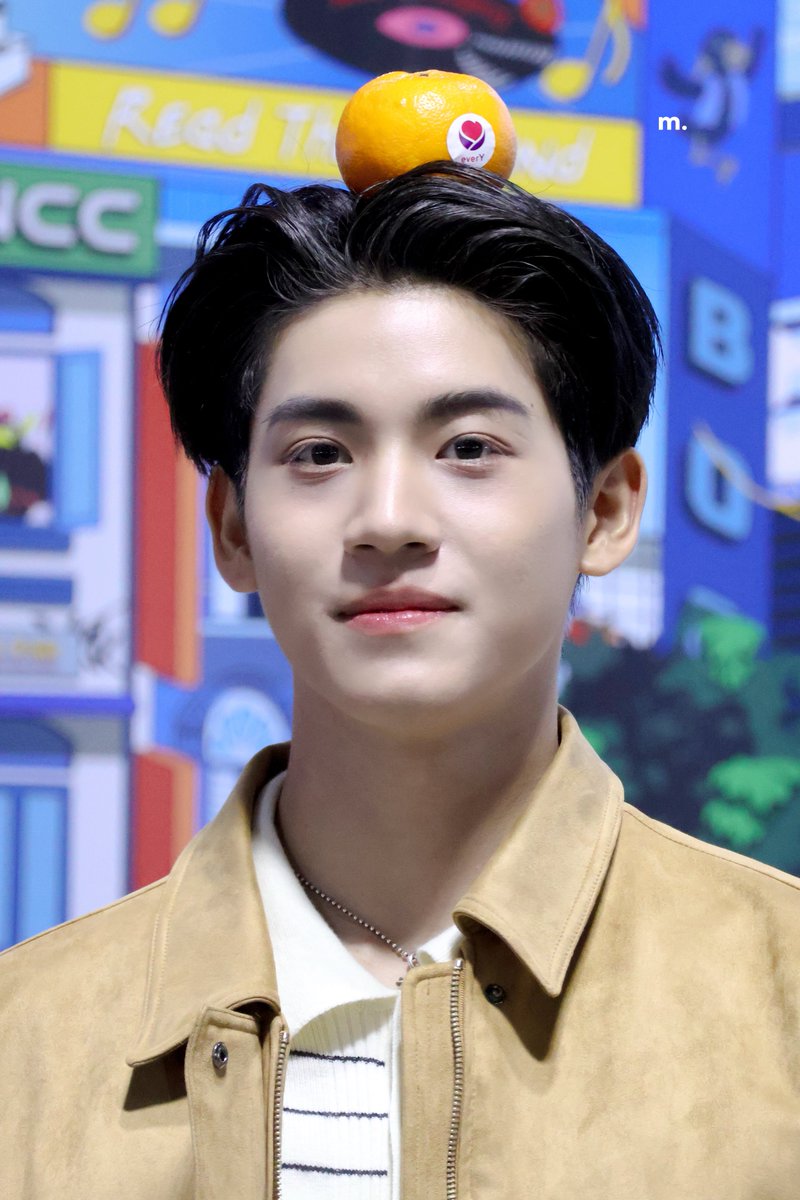 m. ꕀ 🐶 tweet media