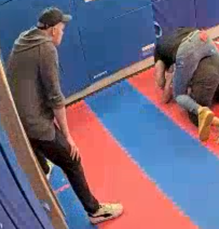 Saru Kinu tweet media